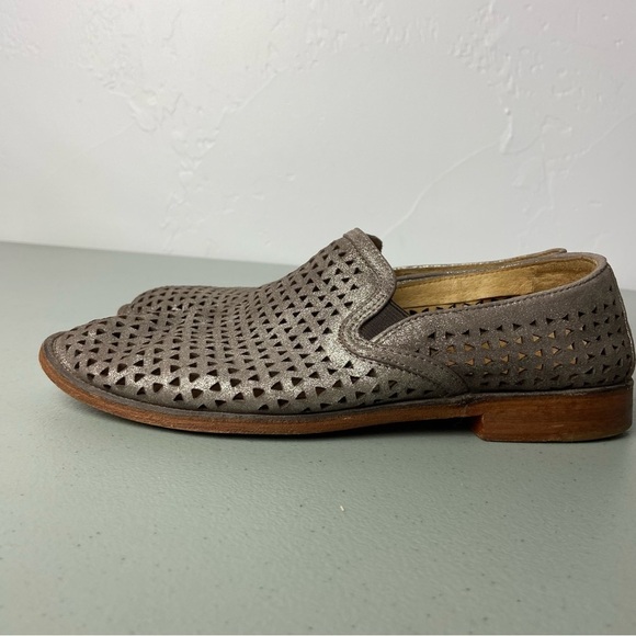 Trask Women's Loafers Metallic Perforated Slip On Size 7M - Picture 4 of 9